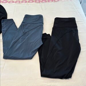Athleta Lightning Tight two pair Medium